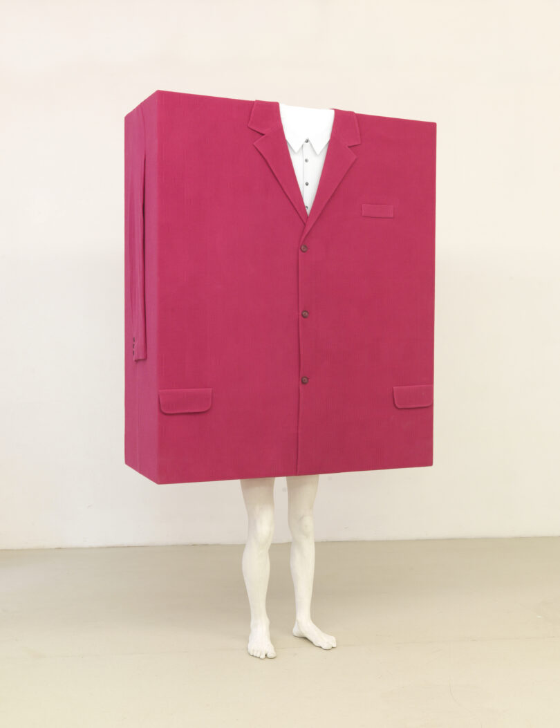 Erwin Wurm Kastenmann