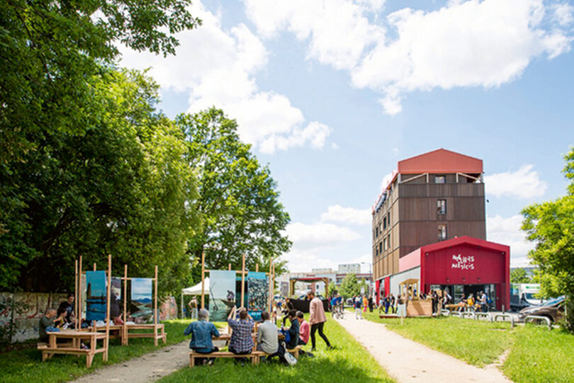 So hip wie in Brooklyn: Für die Ateliers Médicis in Clichy-sous-Bois haben Gymnasiasten die interaktive Ausstellung „Goldrausch“ realisiert